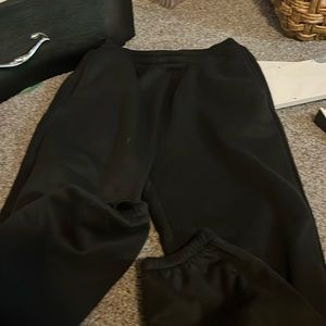 Black Sweat Pants Size L Not for Tall people like my whit sweatpants